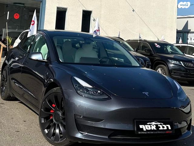 טסלה מודל 3
