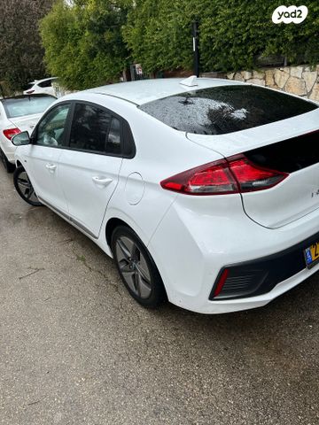 יונדאי איוניק