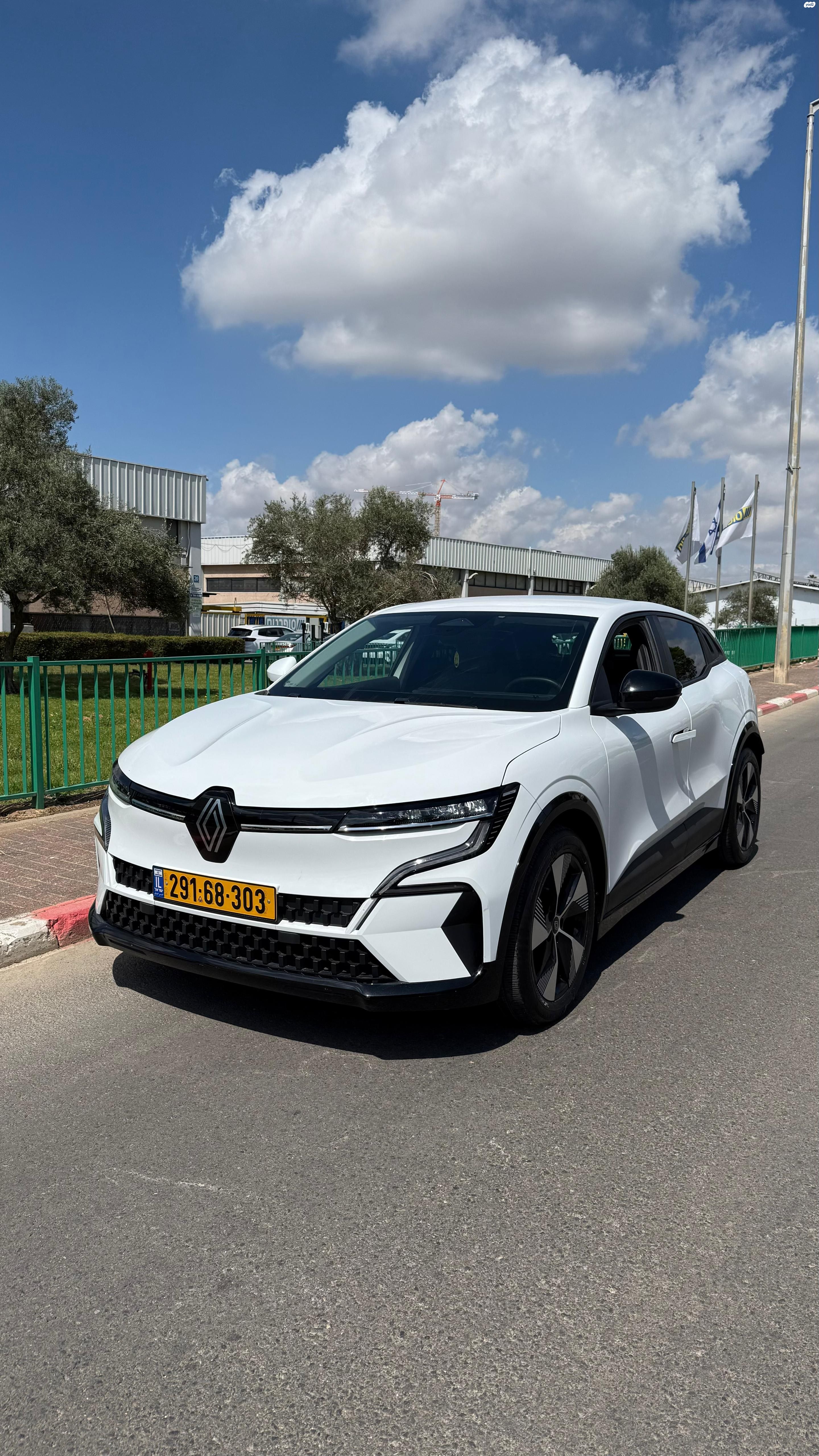 מודעת רכב רנו מגאן E-Tech