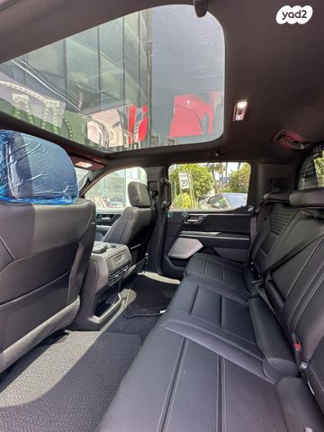 ג'י.אם.סי סיירה EV