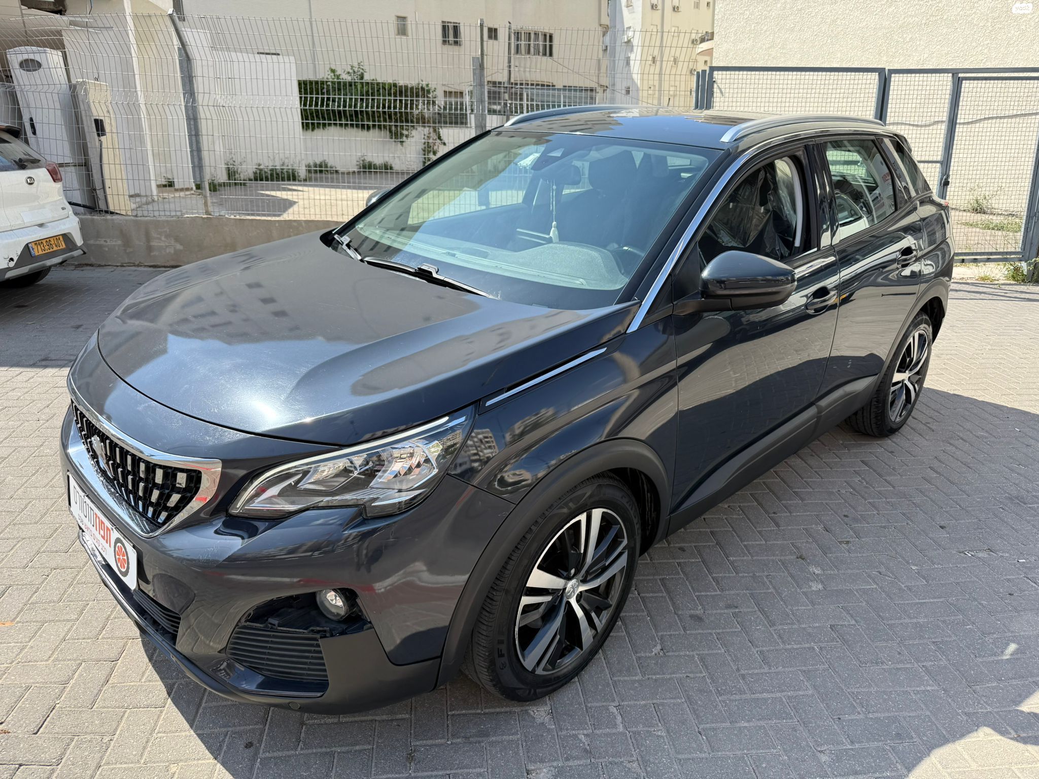 מודעת רכב פיג'ו 3008