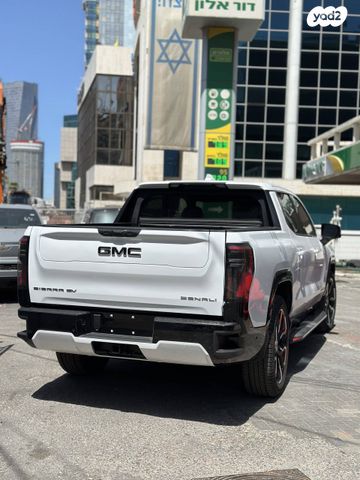 ג'י.אם.סי סיירה EV