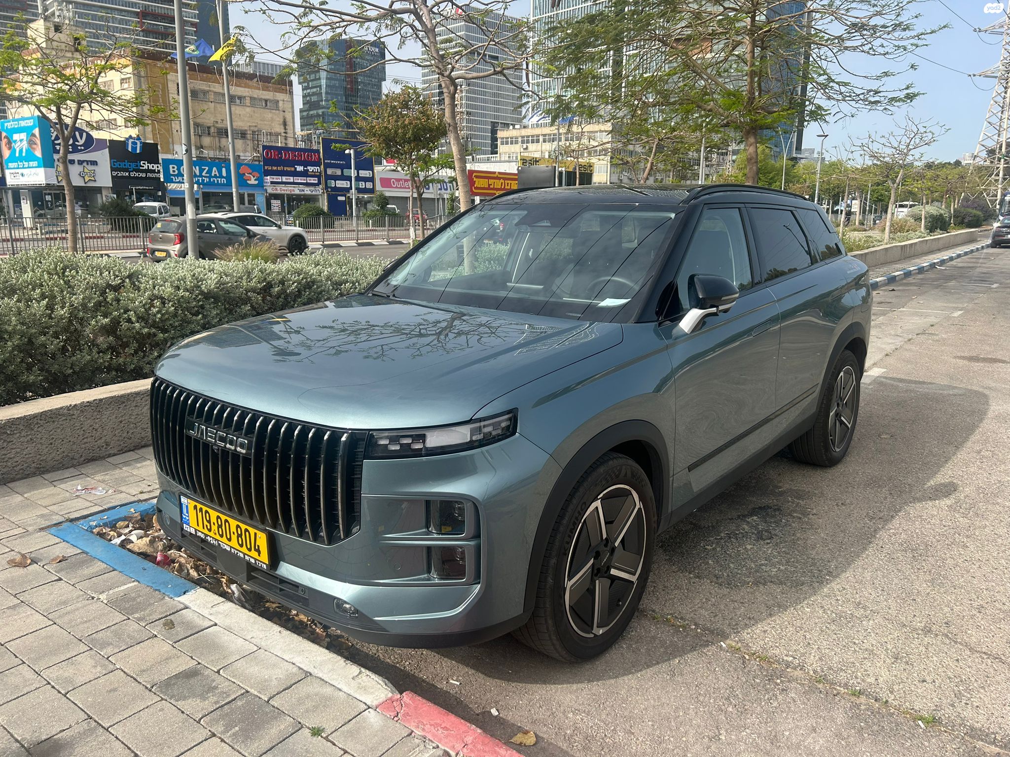 מודעת רכב ג'אקו J7