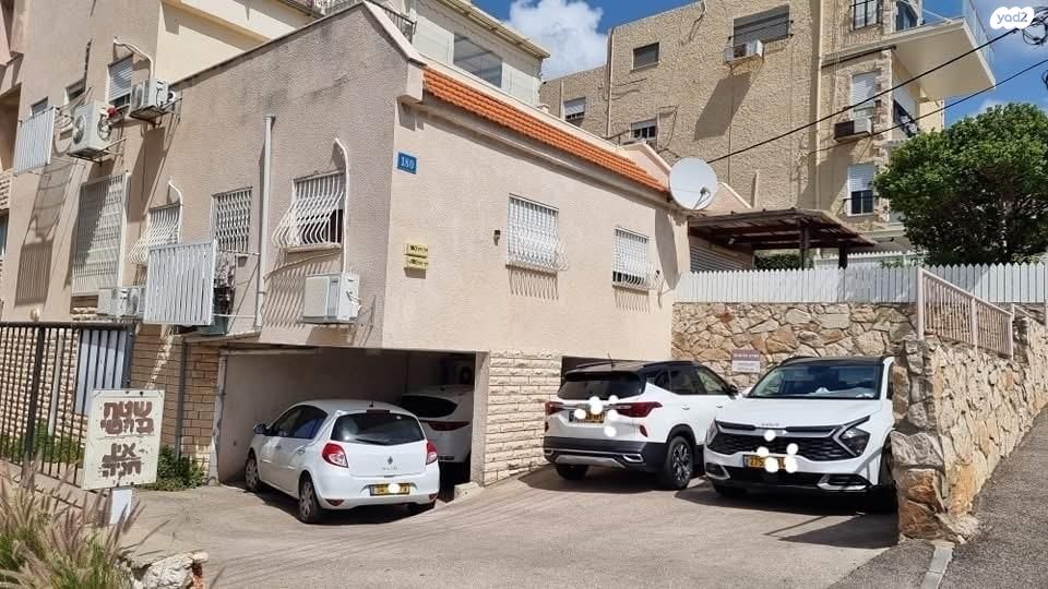 דרך הים 180