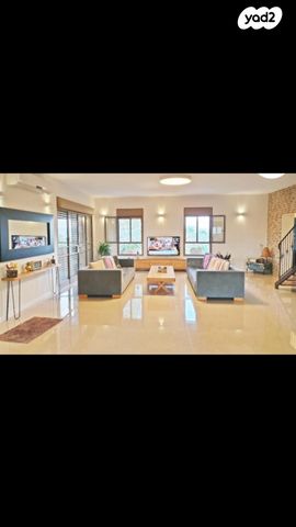 כרמים 4