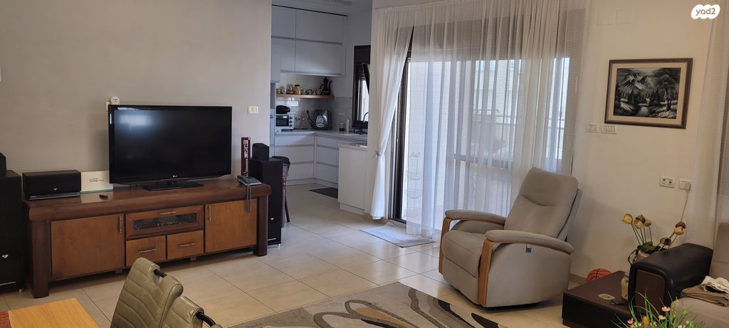 גג/ פנטהאוז, ז'בוטינסקי 45, עיר, מרכז העיר, נהריה