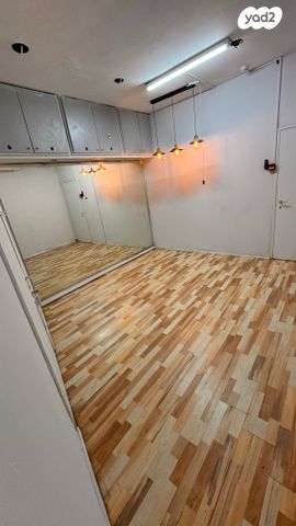 חנויות/ שטח מסחרי, הרי יהודה 54, גבעת סביון, גני תקווה