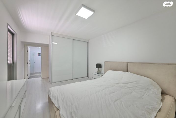 דו משפחתי, טירת שלום, נס ציונה