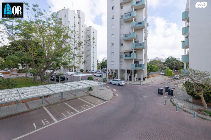 דירה, הכורמים, קרית כרמים, ראשון לציון