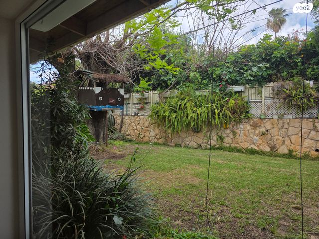 דו משפחתי, נווה רום, רמת השרון