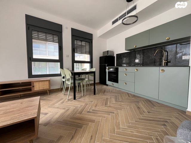 דירה, הרב קוק 9, מרכז העיר, ירושלים