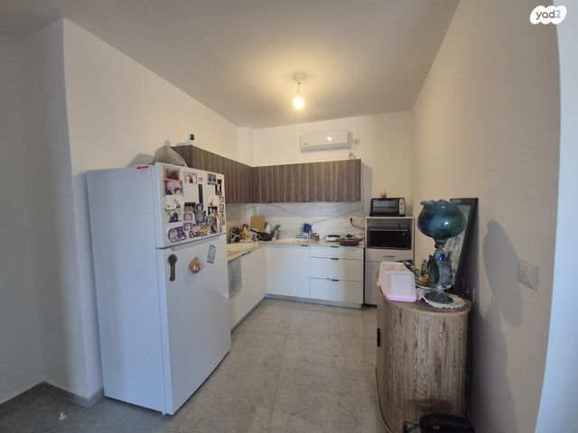 דירה, החלוצים, יסודות, בני ברק