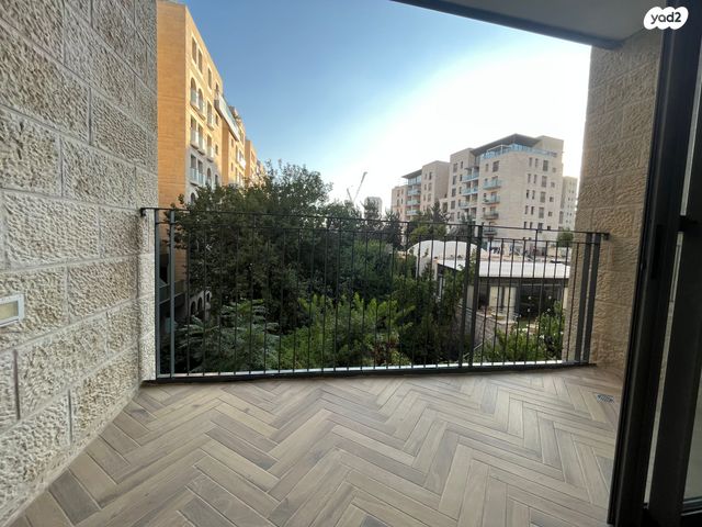 דירה, הרב קוק 9, מרכז העיר, ירושלים