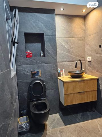 דירת גן, מרים הנביאה, כרמי גת, קרית גת