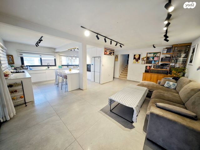 בית פרטי/ קוטג', הירדן 31, רובע א', אריאל