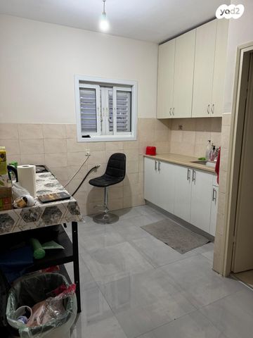 דירה, צבי הרמן שפירא, אברמוביץ', ראשון לציון