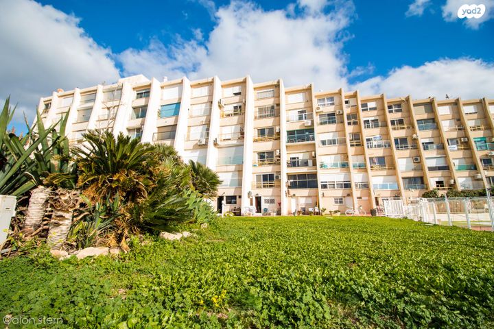 דירת גן, העלייה, עמידר, נהריה