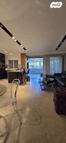 דירת גן, הרצל, שיכון חדש, אזור