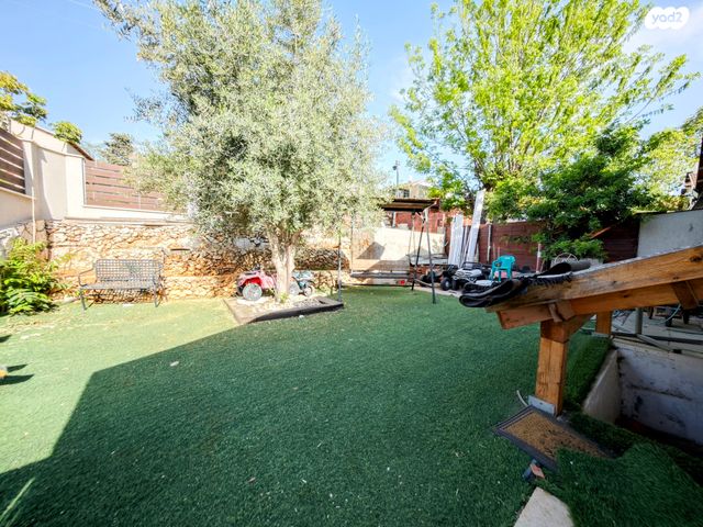 בית פרטי/ קוטג', הירדן 31, רובע א', אריאל