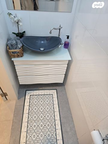 בית פרטי/ קוטג', שלום עותמי, מרמורק, רחובות