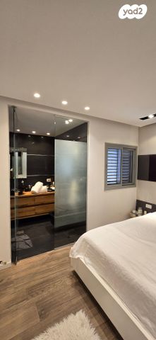 דירת גן, הרצל, שיכון חדש, אזור