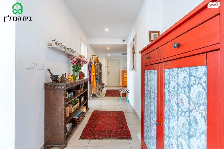 דירה, עמירם, פרדס חנה כרכור