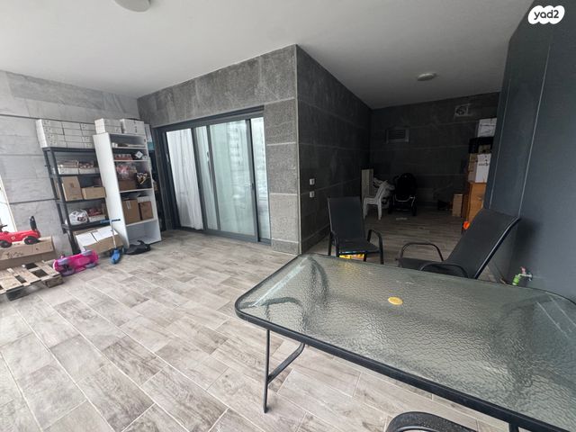 דירה, אור ים, אור עקיבא