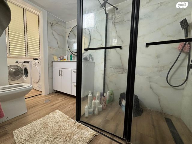 דירה, יצחק גרינבוים, עיר, מרכז העיר, נהריה