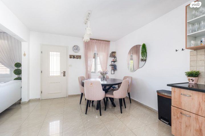 בית פרטי/ קוטג', שבט בנימין, גבעת זאב