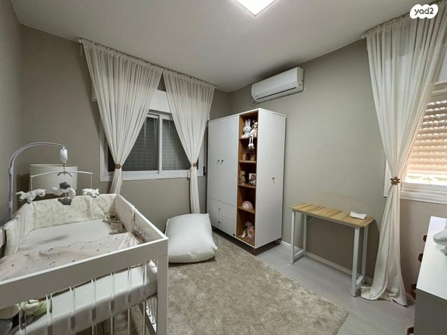 דירה, יצחק גרינבוים, עיר, מרכז העיר, נהריה