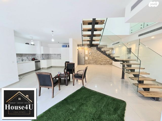 דופלקס, הרצליה ב', הרצליה