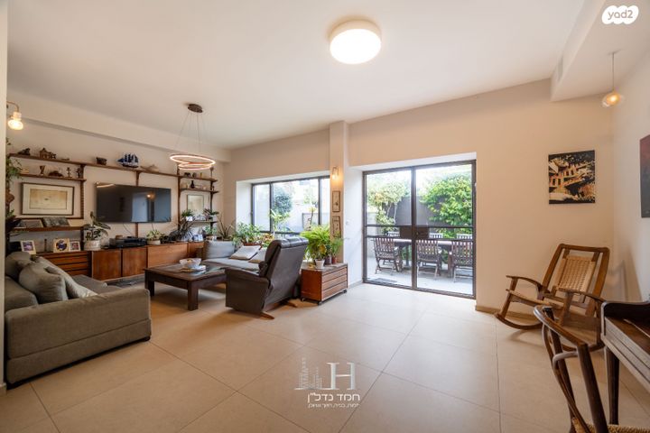 דו משפחתי, המיתר 4, שכונת הלל, רמת גן