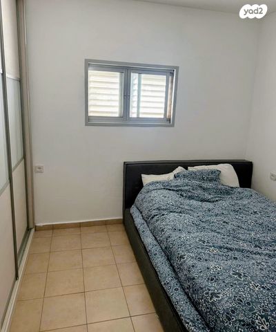 דירה, יגאל אלון, מרכז, הרצליה