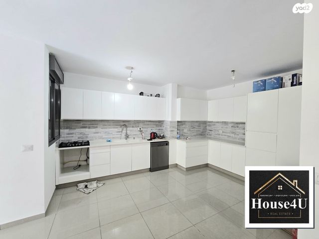 דופלקס, הרצליה ב', הרצליה