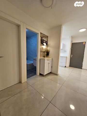 דירה, צמח צדק, חב"ד, נווה אורנים, לוד