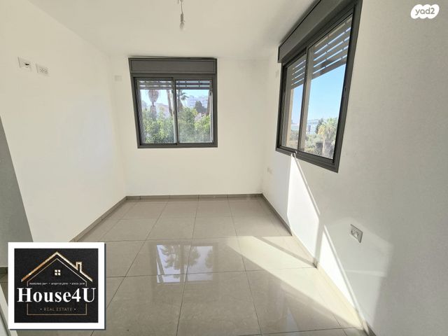 דופלקס, הרצליה ב', הרצליה