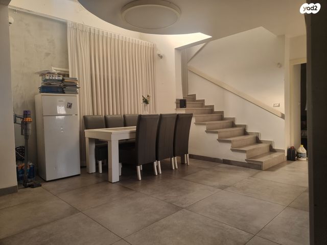 גג/ פנטהאוז, הדסים 15, מרכז העיר, עפולה