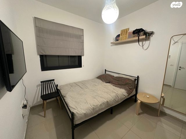 דו משפחתי, נאות הפרחים, גן יבנה