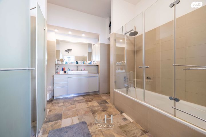 דו משפחתי, המיתר 4, שכונת הלל, רמת גן