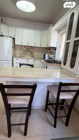 דירה, עגנון 12, דרום מערב ותיק, בת ים