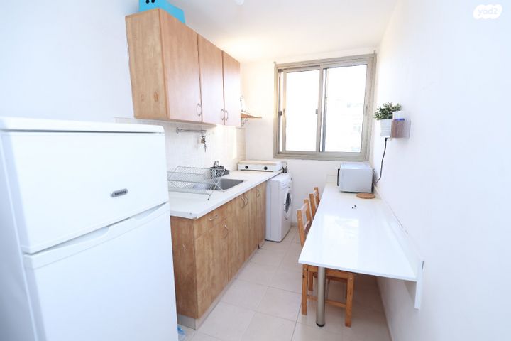 שמעון בר גיורא 18