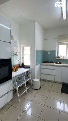 דירה, שדרות הגעתון 52, עיר, מרכז העיר, נהריה