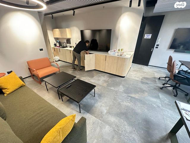 משרדים, מרכז עינב, מודיעין מכבים רעות