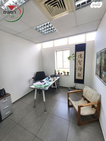 משרדים, חרושת, אזור תעשיה ומסחר, רמת השרון