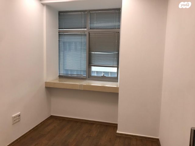 משרדים, אזור תעשיה, הרצליה