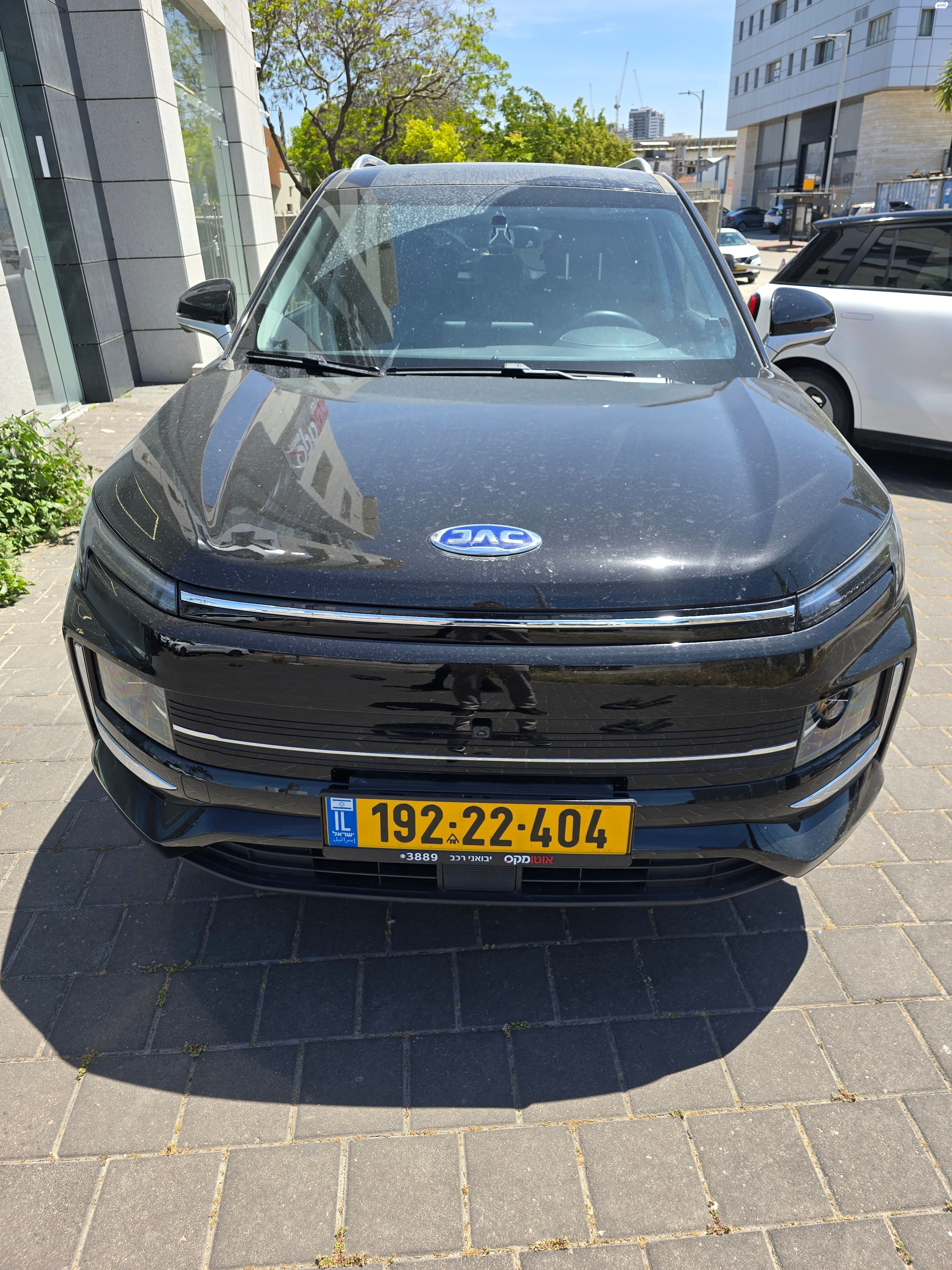 מודעת רכב ג׳יי.איי.סי E-JS4