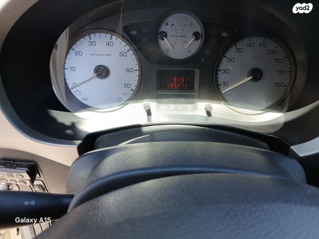 מודעת רכב סיטרואן ברלינגו 