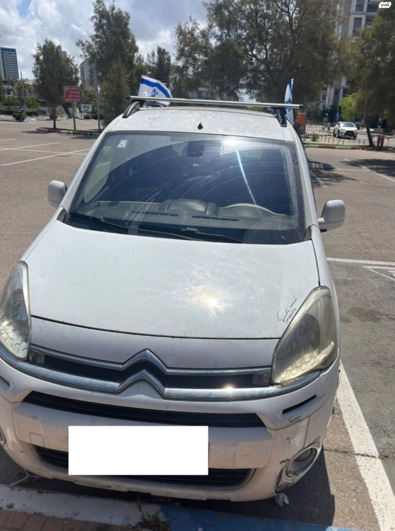 מודעת רכב סיטרואן ברלינגו