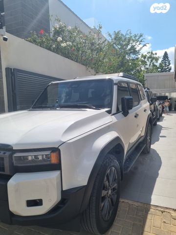 טויוטה לנד קרוזר