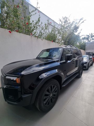 טויוטה לנד קרוזר